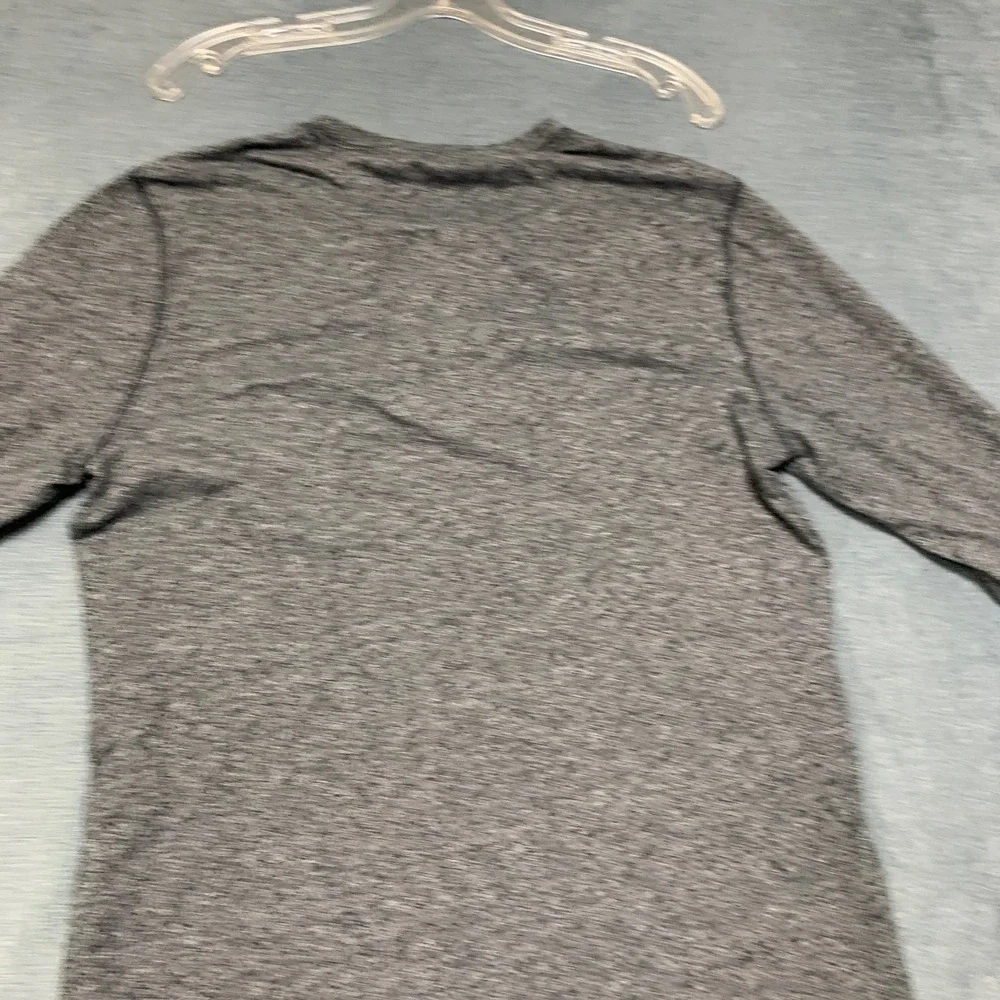 Banana Republic Henley Shirt Mens Medium Heather Gray Long Sleeve Casual Wear